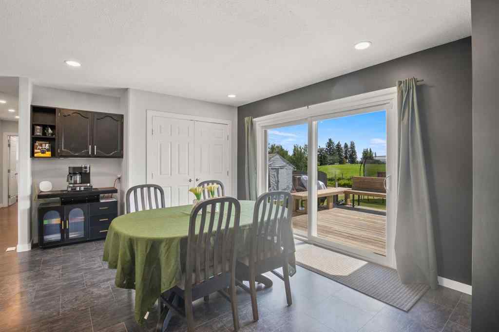 MLS® A2246714 - 5821 45 Avenue  in Downtown Lacombe Lacombe, Residential