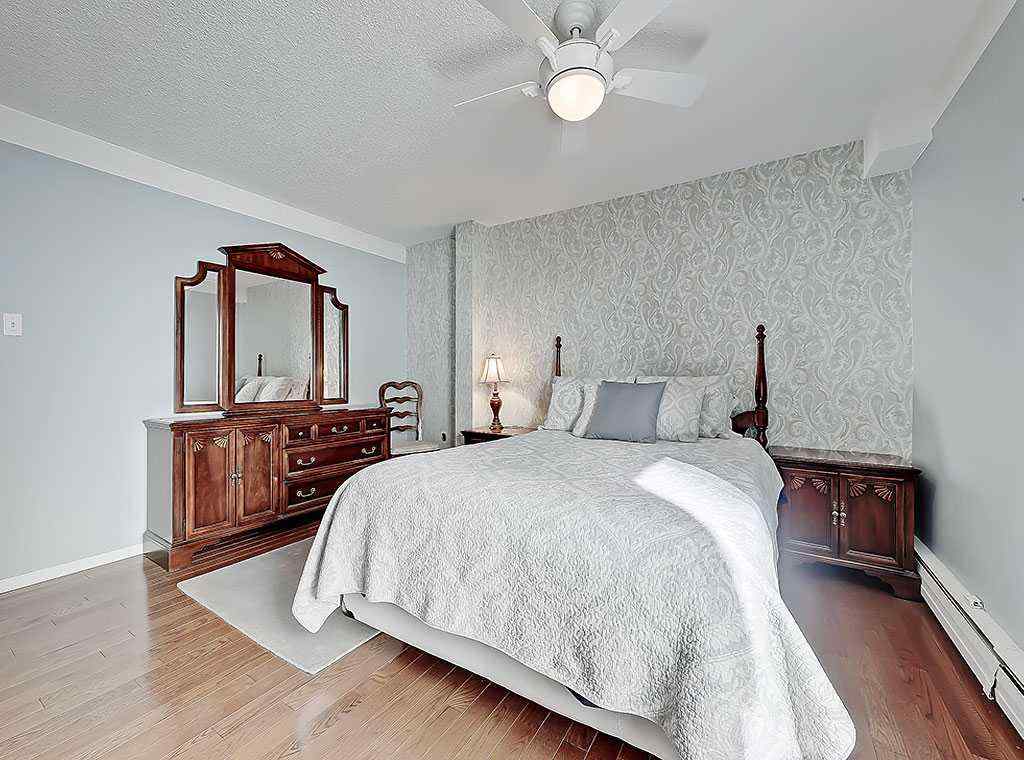 MLS® A2246717 - Unit #100 524 Cedar Crescent SW in Spruce Cliff Calgary, Residential