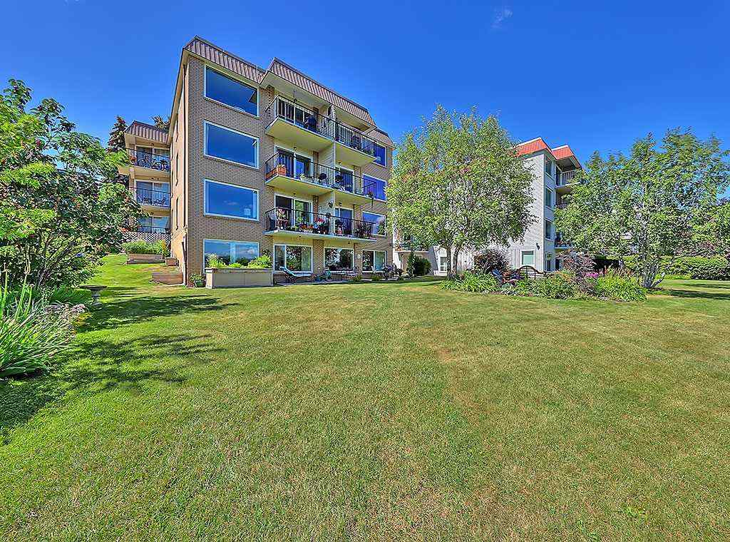 MLS® A2246717 - Unit #100 524 Cedar Crescent SW in Spruce Cliff Calgary, Residential