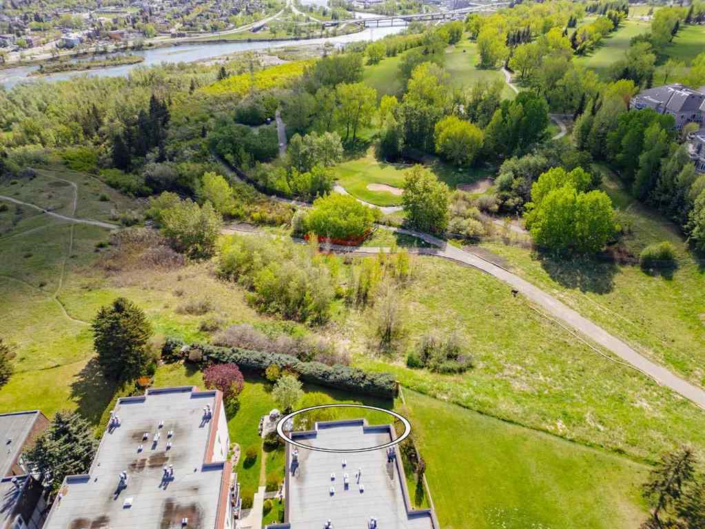 MLS® A2246717 - Unit #100 524 Cedar Crescent SW in Spruce Cliff Calgary, Residential
