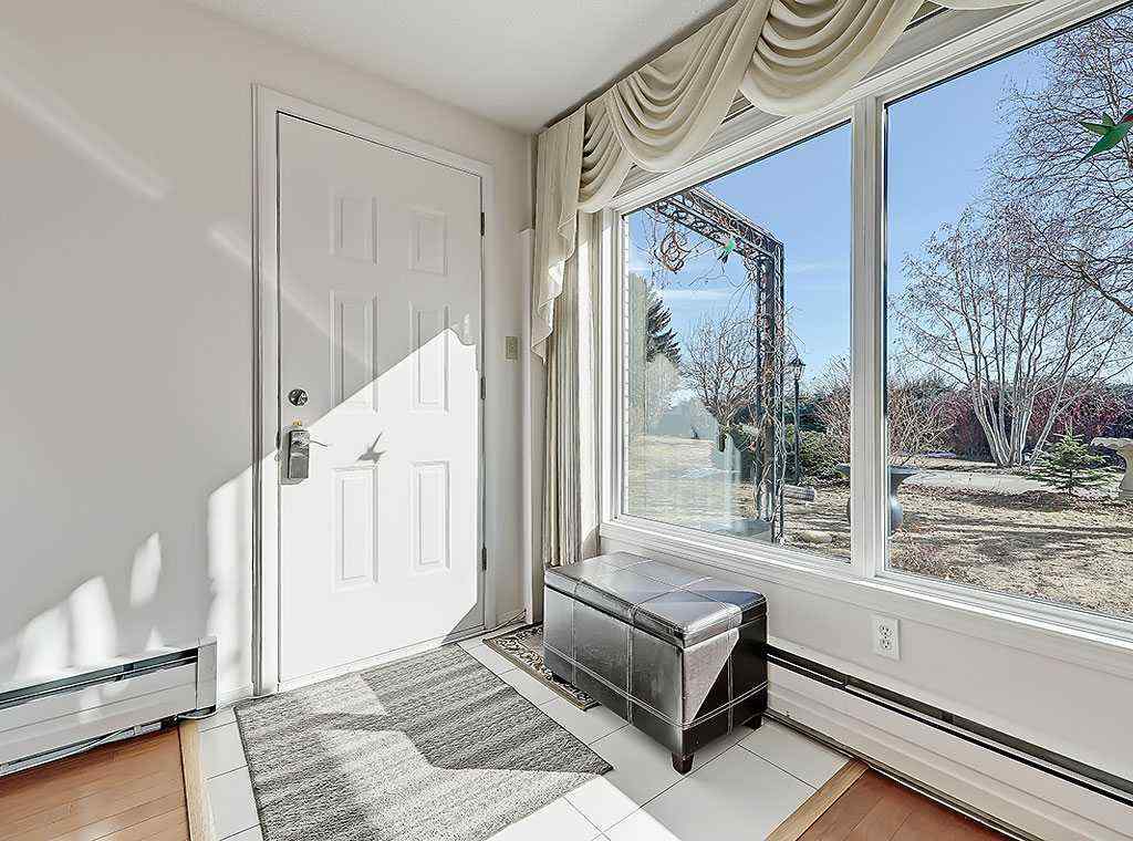 MLS® A2246717 - Unit #100 524 Cedar Crescent SW in Spruce Cliff Calgary, Residential