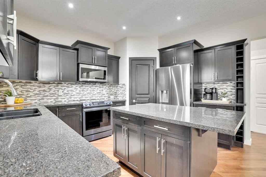 MLS® A2246719 - 142 Luxstone View SW in Luxstone Airdrie, Residential