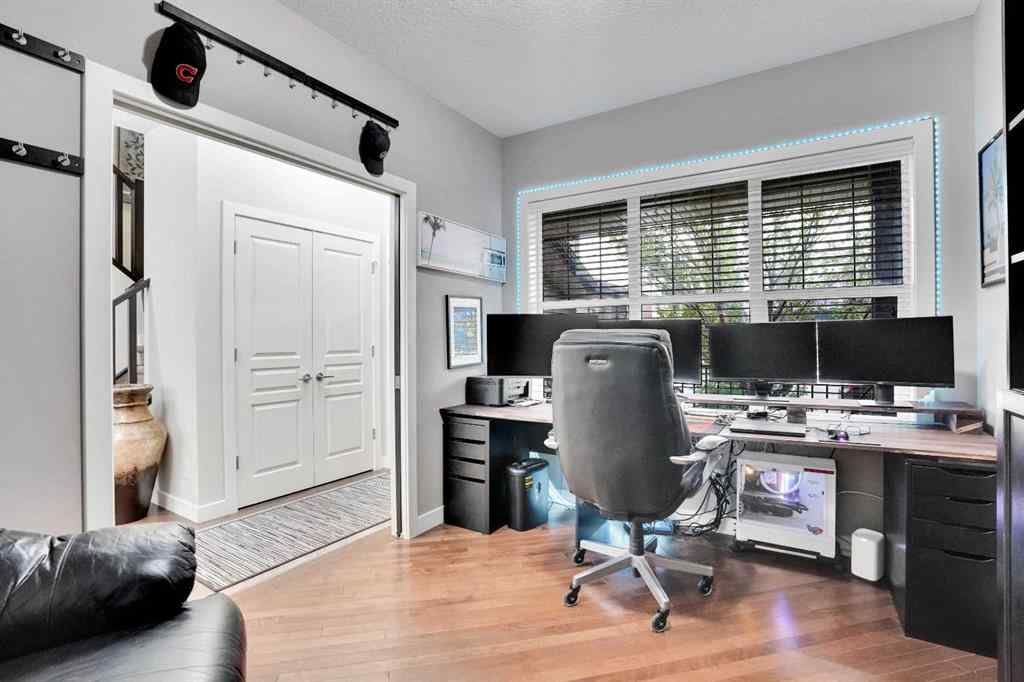 MLS® A2246719 - 142 Luxstone View SW in Luxstone Airdrie, Residential