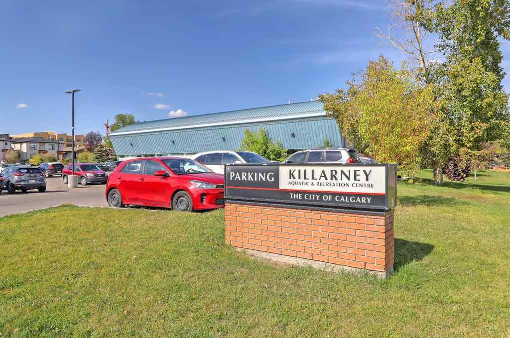 MLS® A2246720 - 2012 25 Street SW in Richmond Calgary, Residential