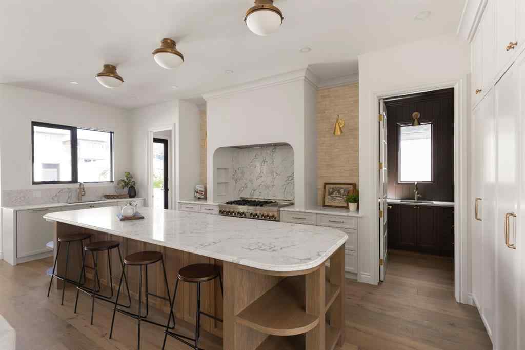 MLS® A2246722 - 1936 31 Avenue SW in South Calgary Calgary, Residential