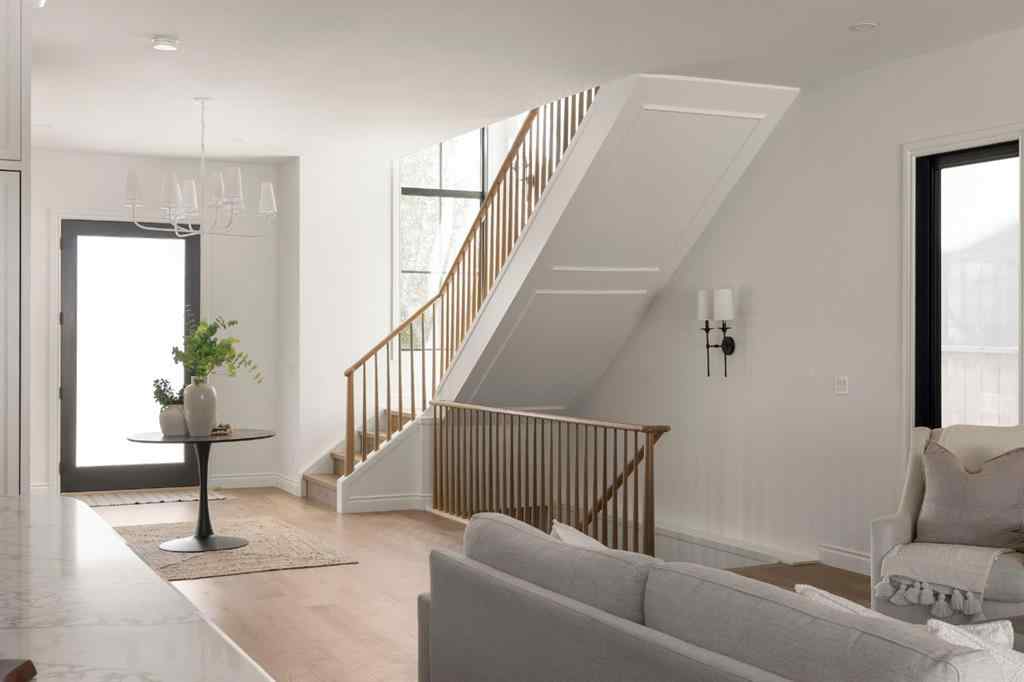 MLS® A2246722 - 1936 31 Avenue SW in South Calgary Calgary, Residential