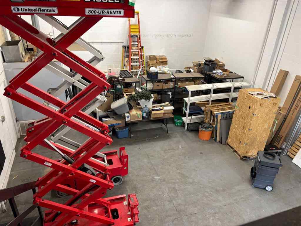 MLS® A2246731 - Unit #Unit 7 5935 35 Street SE in Foothills Calgary, Commercial