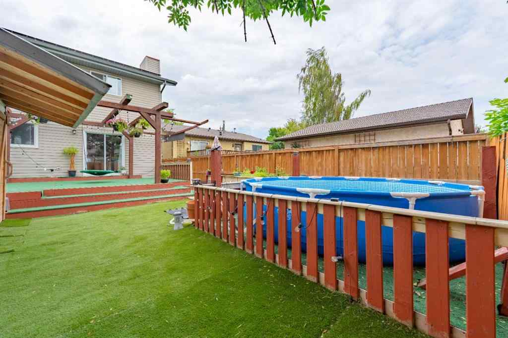 MLS® A2246738 - 80 TAYLOR Way SE in Thorburn Airdrie, Residential