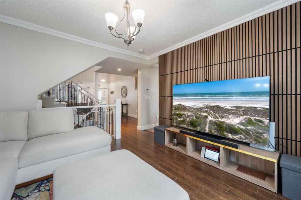 MLS® A2246738 - 80 TAYLOR Way SE in Thorburn Airdrie, Residential