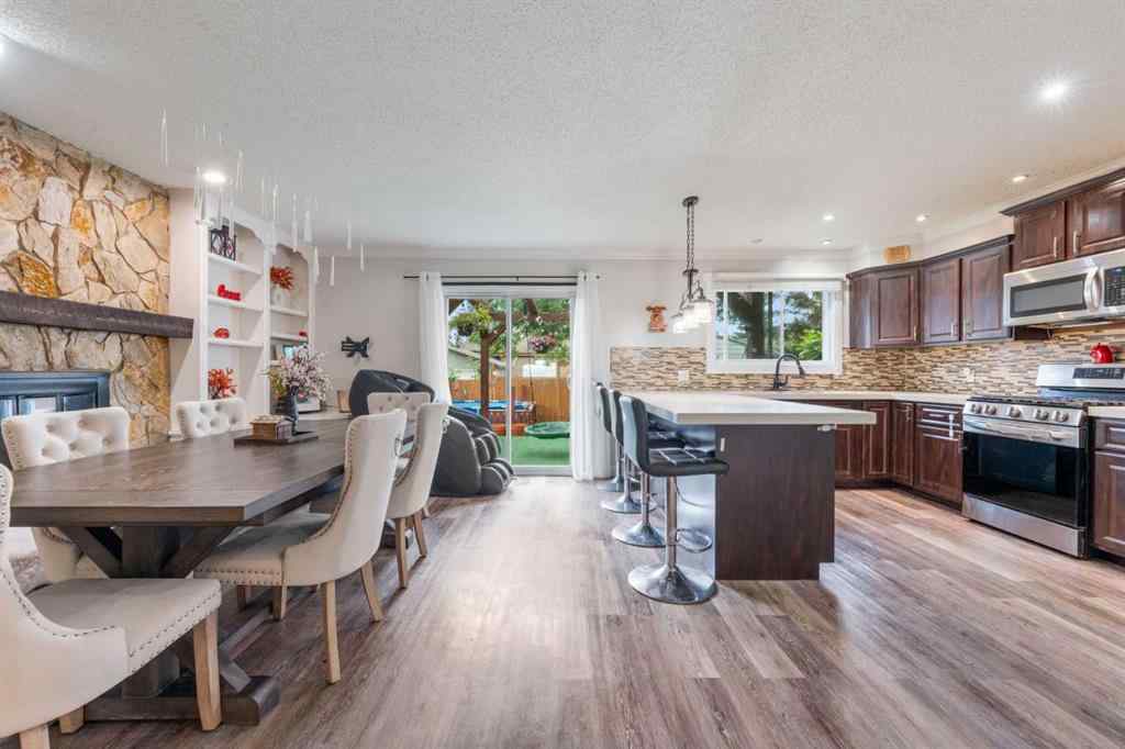 MLS® A2246738 - 80 TAYLOR Way SE in Thorburn Airdrie, Residential