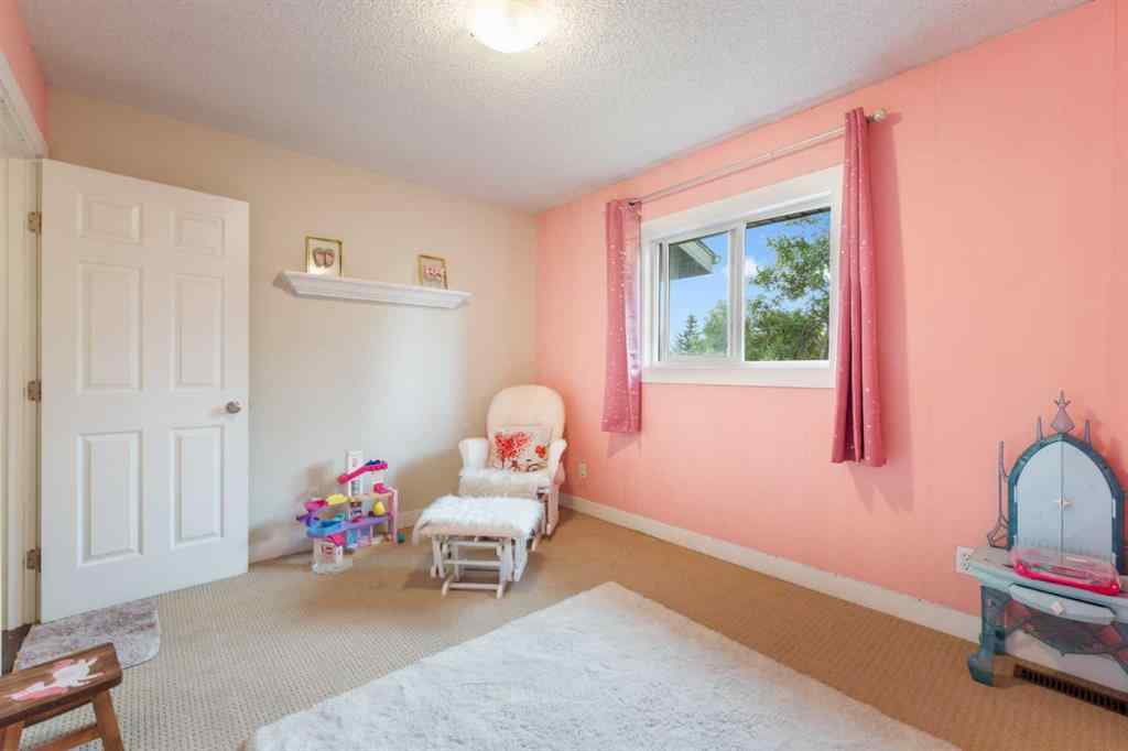 MLS® A2246738 - 80 TAYLOR Way SE in Thorburn Airdrie, Residential