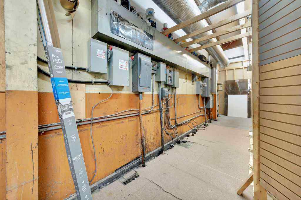 MLS® A2246743 - 4818 44 Street  in Central Business District Lloydminster, Commercial