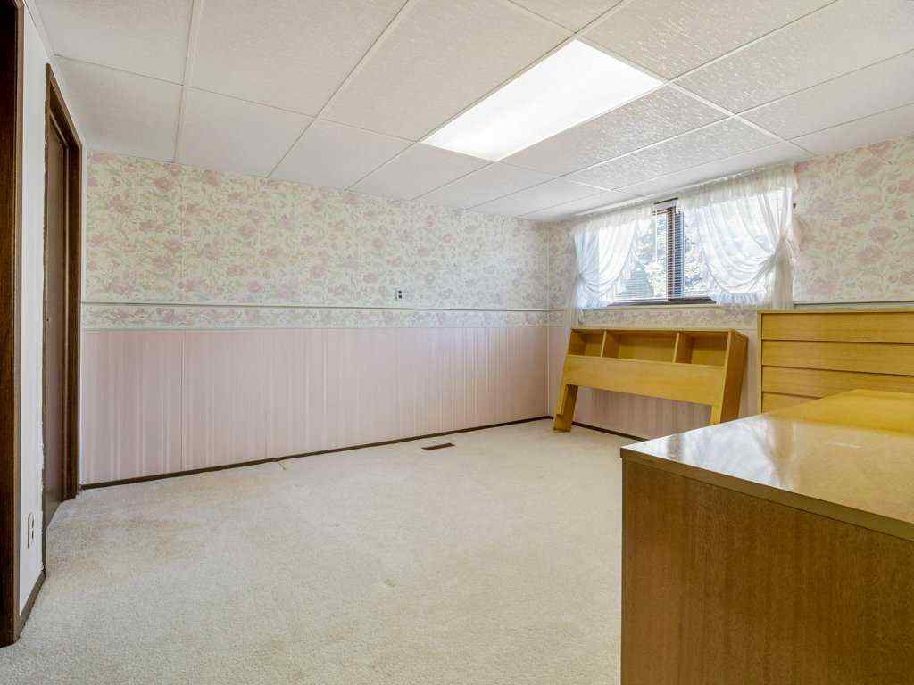 MLS® A2246746 - 220 6 Avenue NE in NONE Milk River, Residential