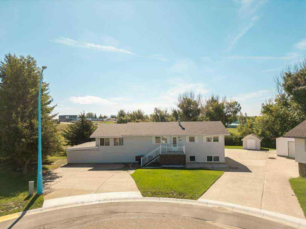 MLS® A2246746 - 220 6 Avenue NE in NONE Milk River, Residential