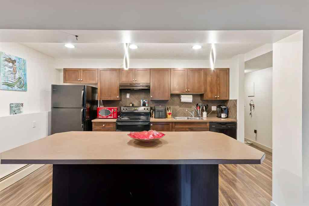 MLS® A2246748 - Unit #103 1836 12 Avenue SW in Sunalta Calgary, Residential