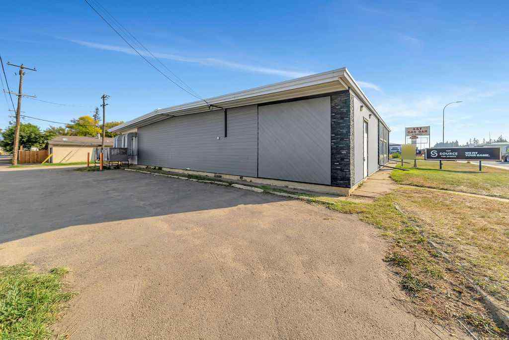 MLS® A2246749 - 4818 44 Street  in Central Business District Lloydminster, Commercial