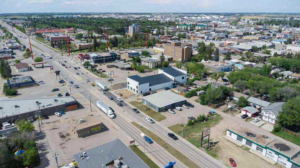 MLS® A2246749 - 4818 44 Street  in Central Business District Lloydminster, Commercial