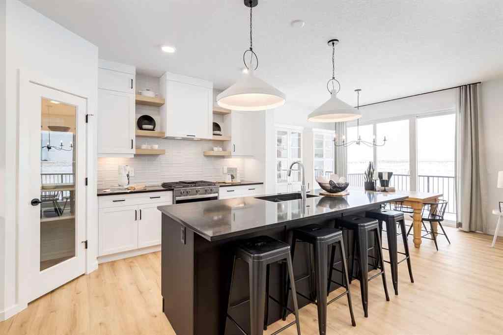 MLS® A2246750 - 292 Mallard Grove SE in Rangeview Calgary, Residential