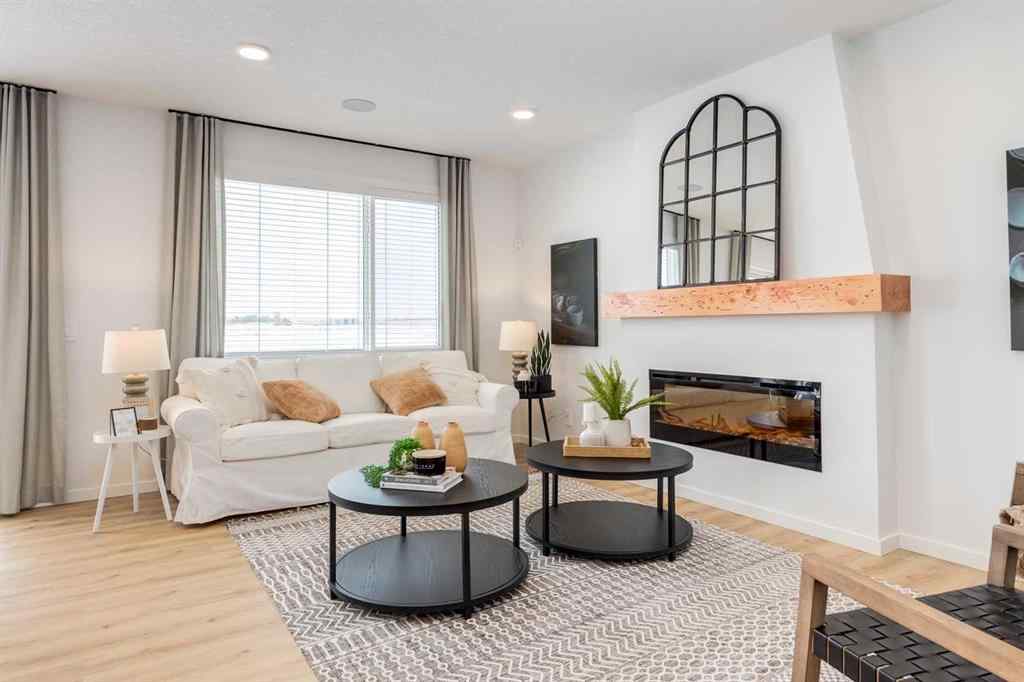 MLS® A2246750 - 292 Mallard Grove SE in Rangeview Calgary, Residential