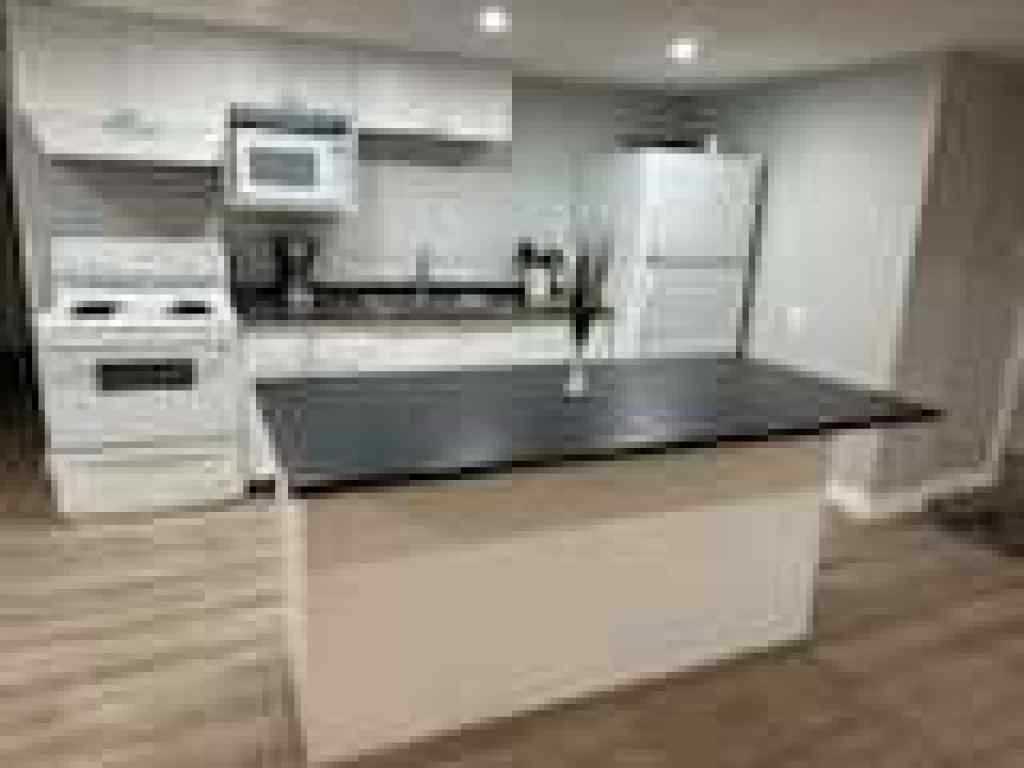 MLS® A2246751 - 5012 50 Avenue  in Central Business District Lloydminster, Commercial