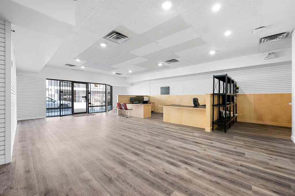 MLS® A2246751 - 5012 50 Avenue  in Central Business District Lloydminster, Commercial