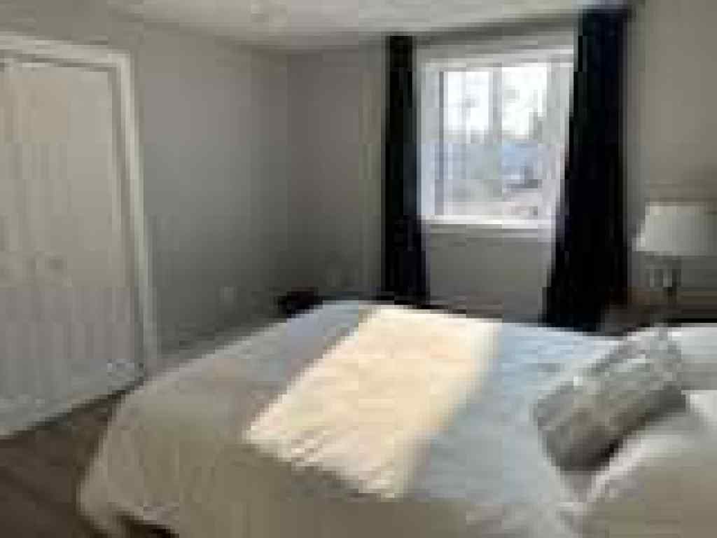 MLS® A2246751 - 5012 50 Avenue  in Central Business District Lloydminster, Commercial