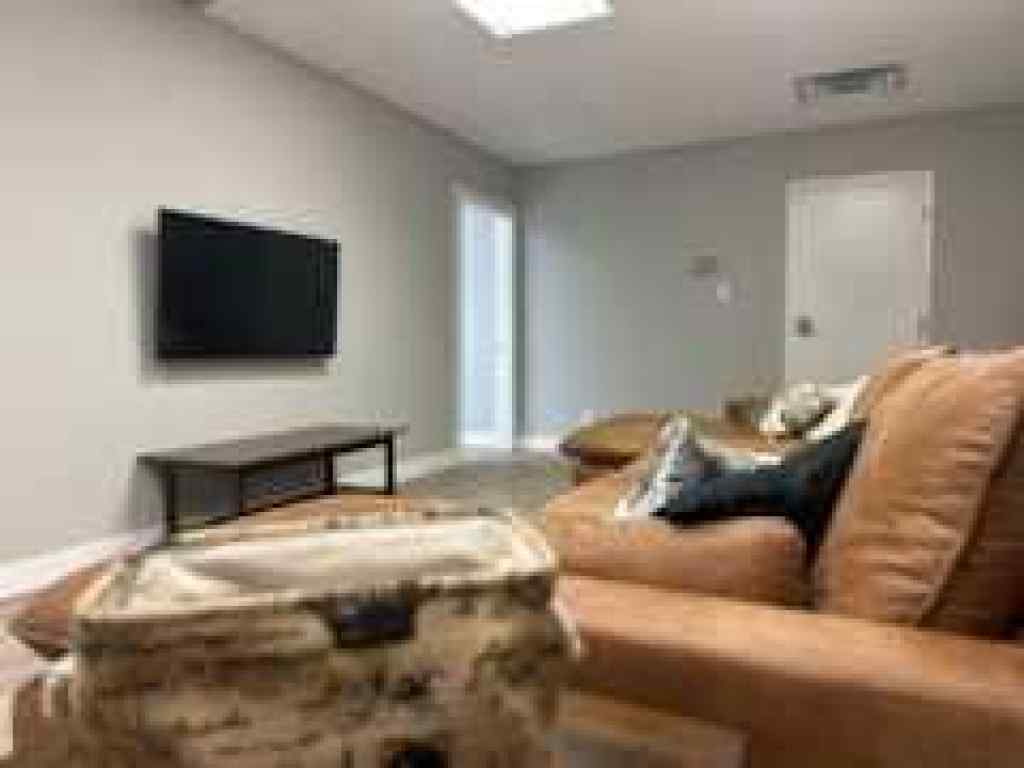 MLS® A2246751 - 5012 50 Avenue  in Central Business District Lloydminster, Commercial
