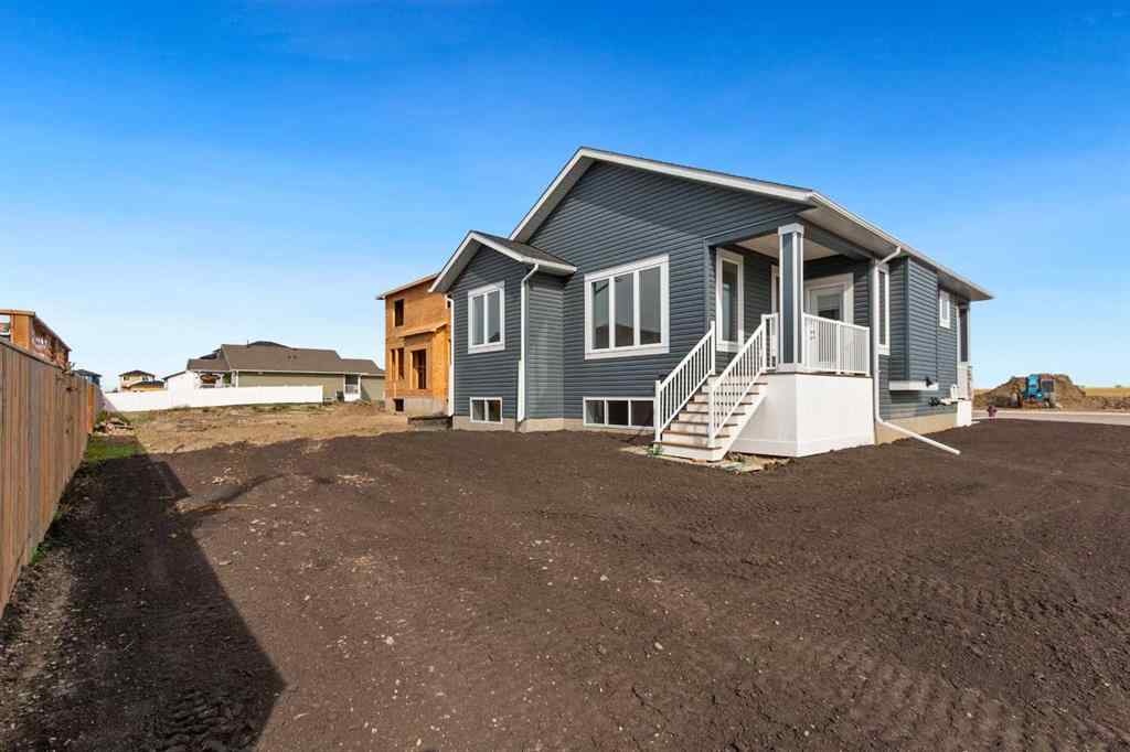 MLS® A2246753 - 54 Vincent Crescent  in NONE Olds, Residential