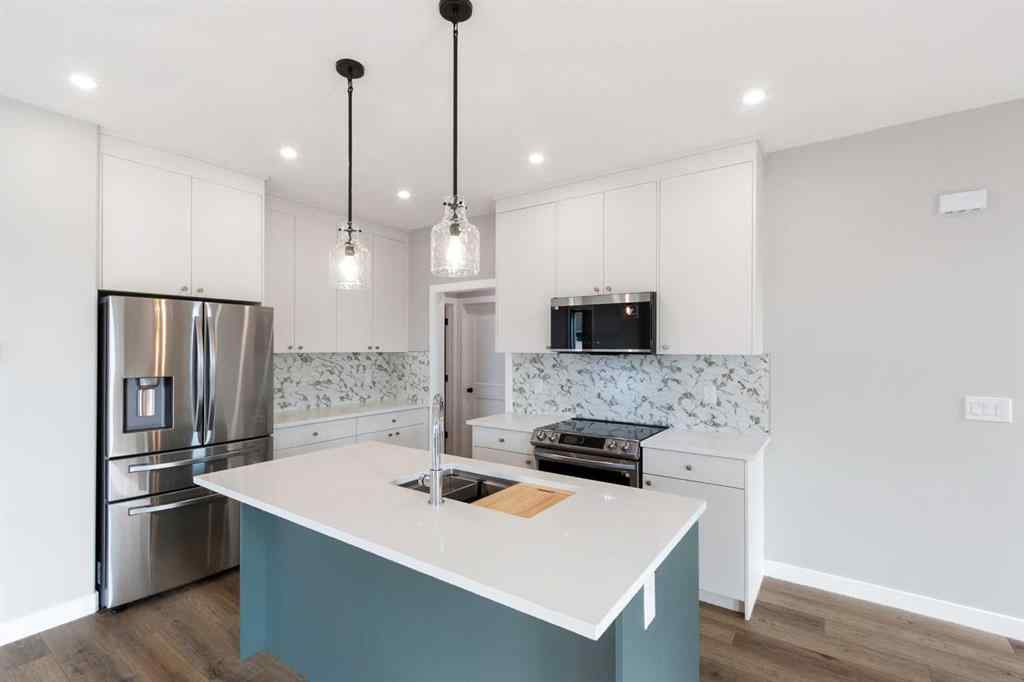 MLS® A2246753 - 54 Vincent Crescent  in NONE Olds, Residential