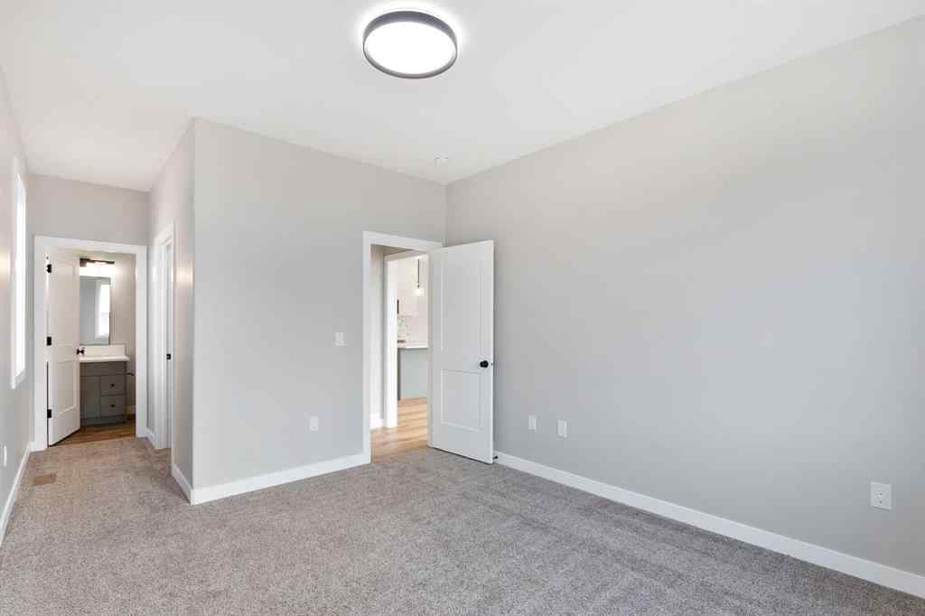 MLS® A2246753 - 54 Vincent Crescent  in NONE Olds, Residential
