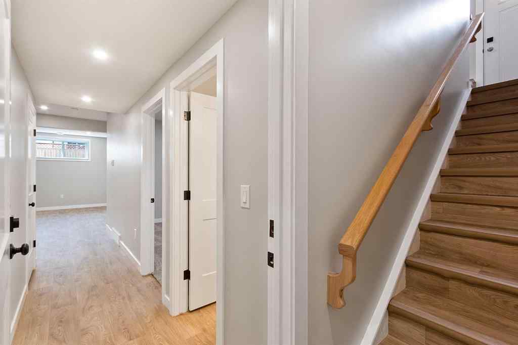 MLS® A2246753 - 54 Vincent Crescent  in NONE Olds, Residential