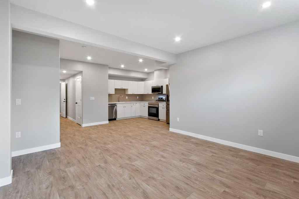 MLS® A2246753 - 54 Vincent Crescent  in NONE Olds, Residential