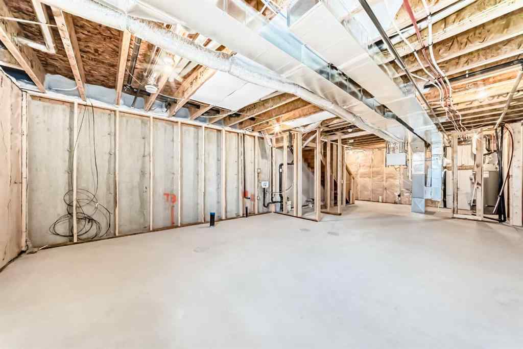MLS® A2246757 - 662 Wolf Willow Boulevard SE in Wolf Willow Calgary, Residential