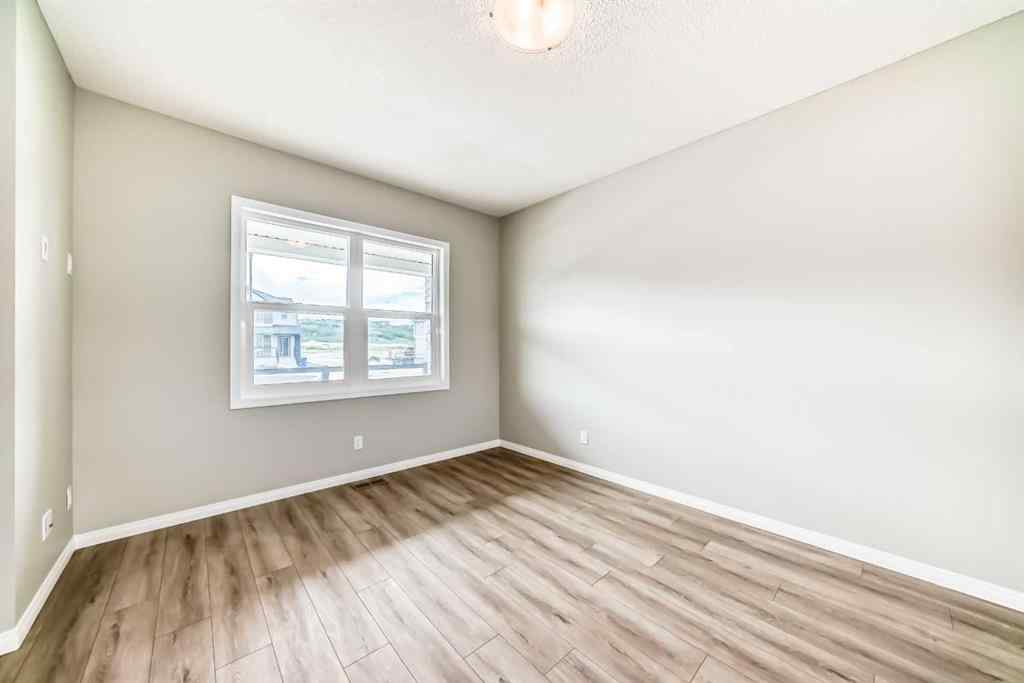 MLS® A2246757 - 662 Wolf Willow Boulevard SE in Wolf Willow Calgary, Residential