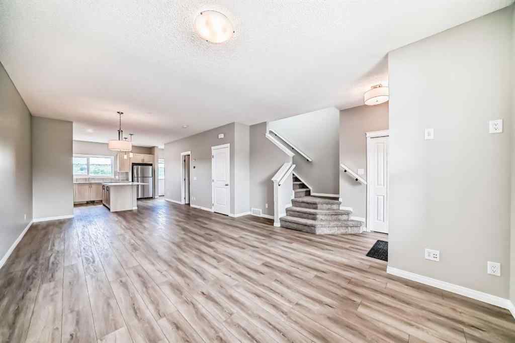 MLS® A2246757 - 662 Wolf Willow Boulevard SE in Wolf Willow Calgary, Residential