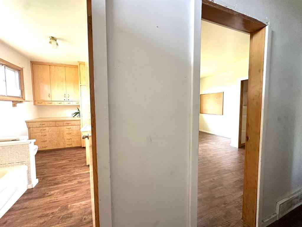 MLS® A2246760 - 400 Strom Street   in NONE Heisler, Residential