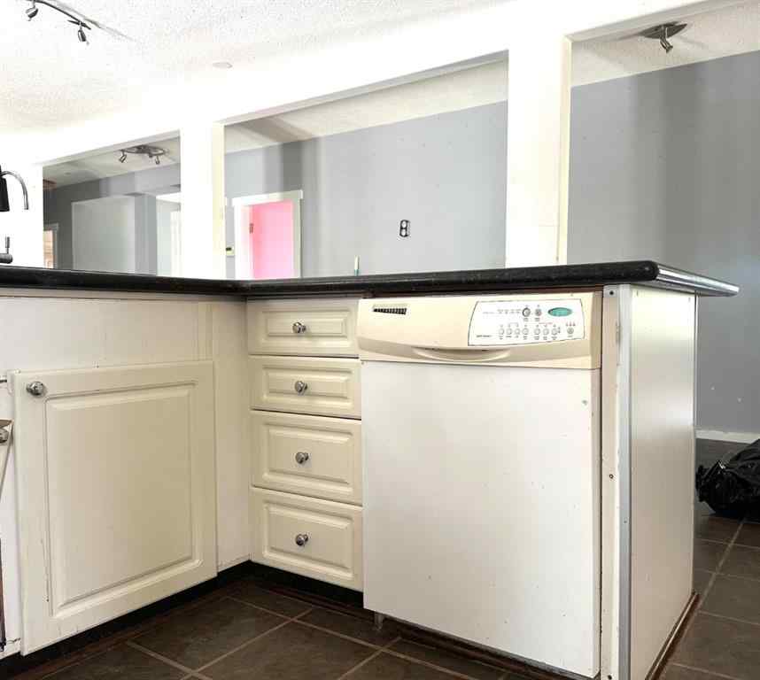 MLS® A2246760 - 400 Strom Street   in NONE Heisler, Residential