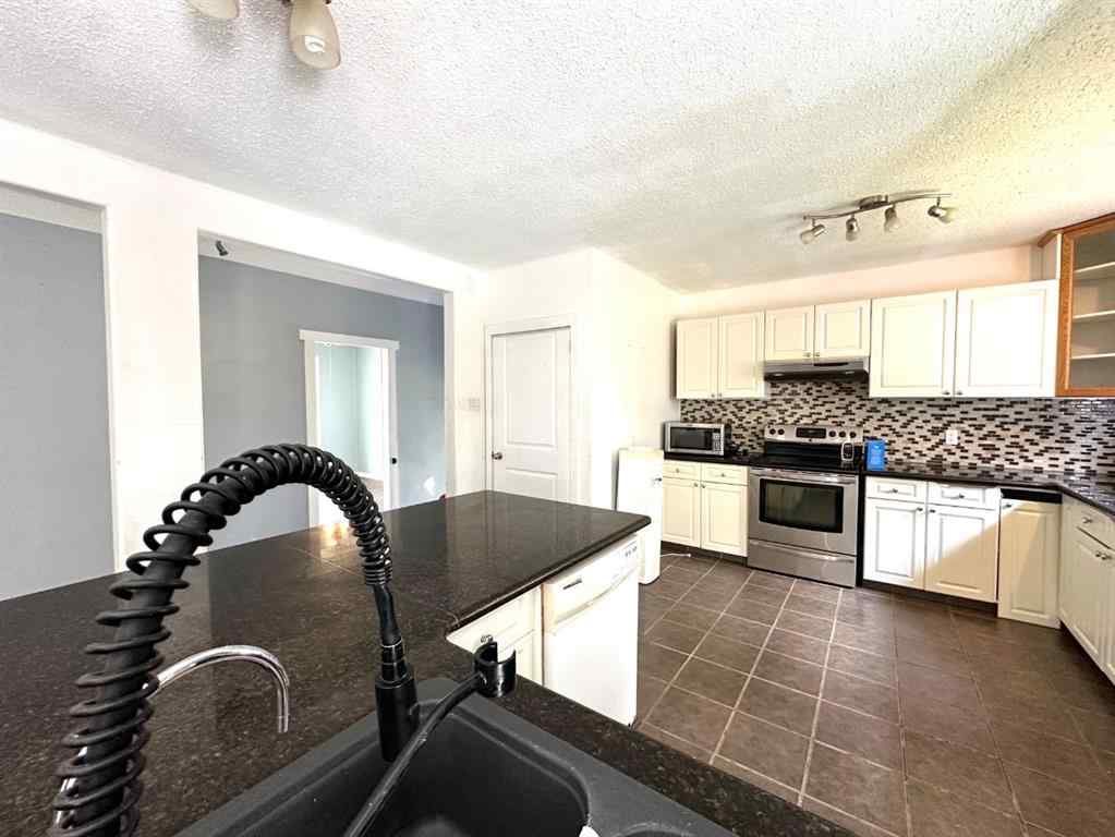 MLS® A2246760 - 400 Strom Street   in NONE Heisler, Residential