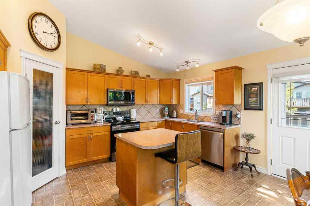 MLS® A2246762 - 12201 104A Street  in Royal Oaks Grande Prairie, Residential