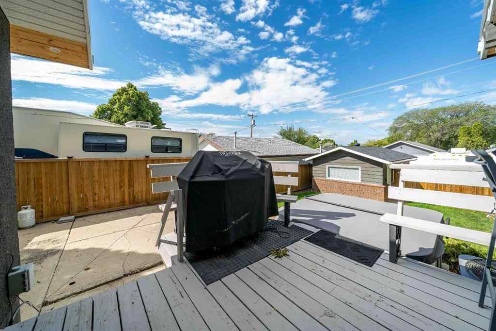 MLS® A2246764 - 324 6 Street SE in NONE Redcliff, Residential