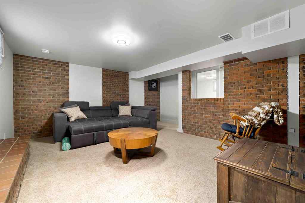 MLS® A2246764 - 324 6 Street SE in NONE Redcliff, Residential