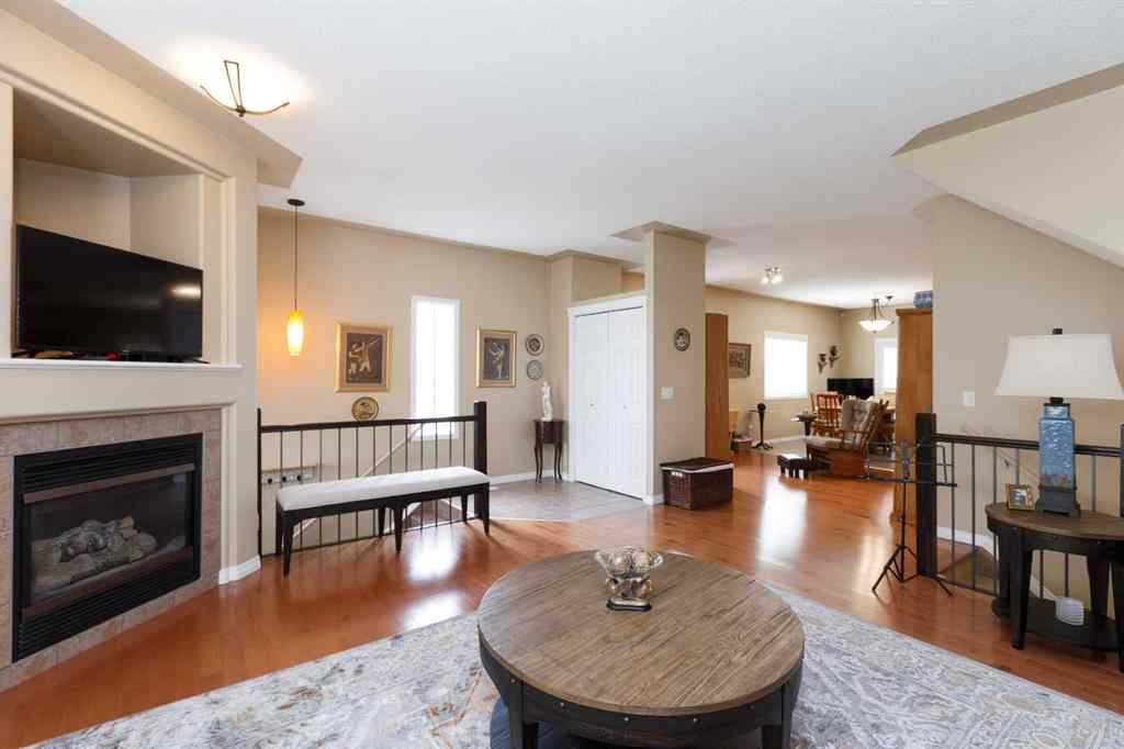 MLS® A2246771 - 136 Country Hills Gardens NW in Country Hills Calgary, Residential