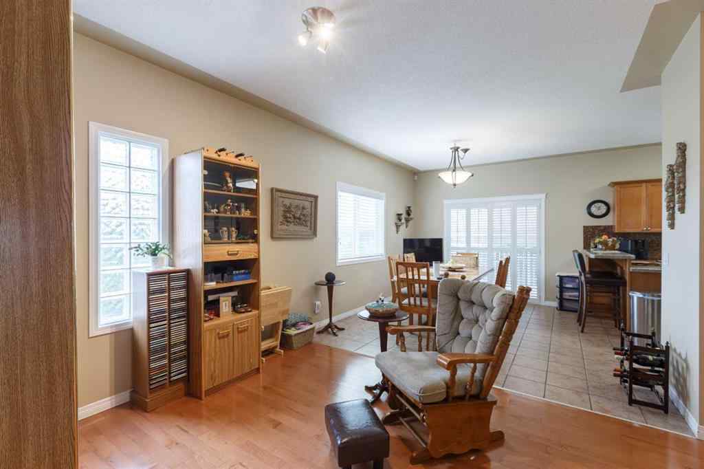 MLS® A2246771 - 136 Country Hills Gardens NW in Country Hills Calgary, Residential