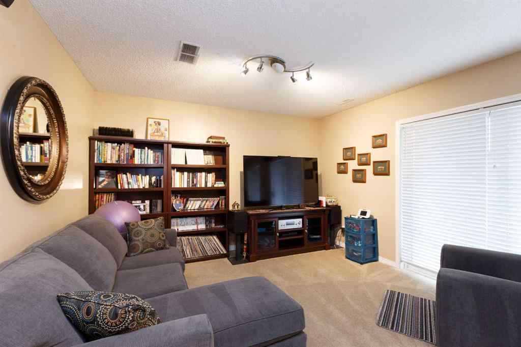 MLS® A2246771 - 136 Country Hills Gardens NW in Country Hills Calgary, Residential