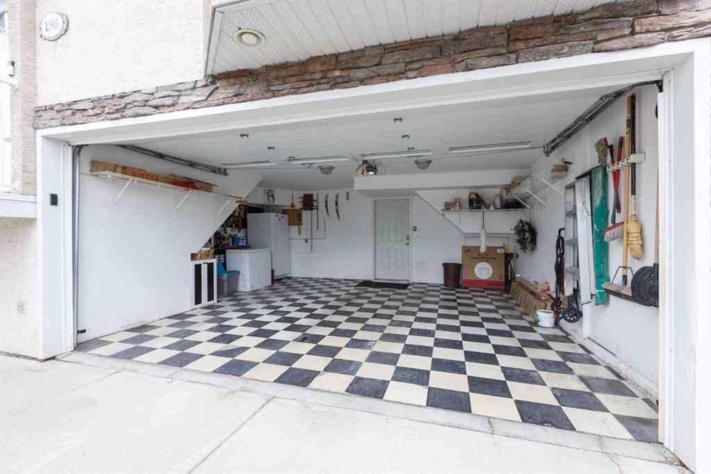 MLS® A2246771 - 136 Country Hills Gardens NW in Country Hills Calgary, Residential
