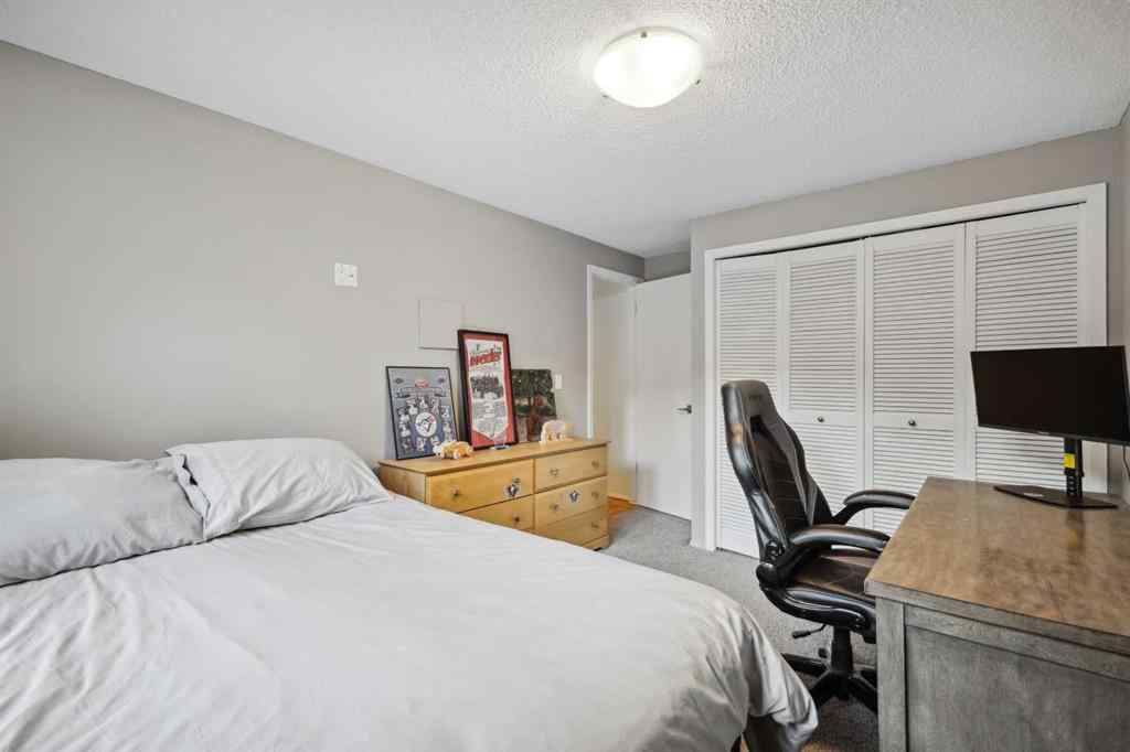 MLS® A2246775 - 127 Varsity Estates Grove NW in Varsity Calgary, Residential