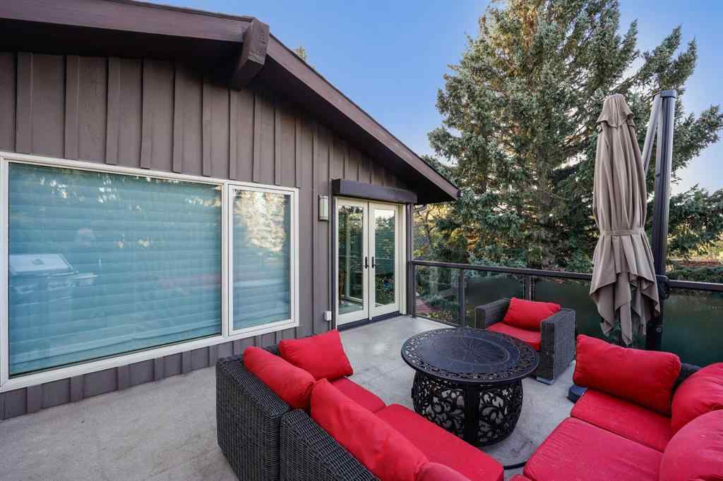 MLS® A2246775 - 127 Varsity Estates Grove NW in Varsity Calgary, Residential