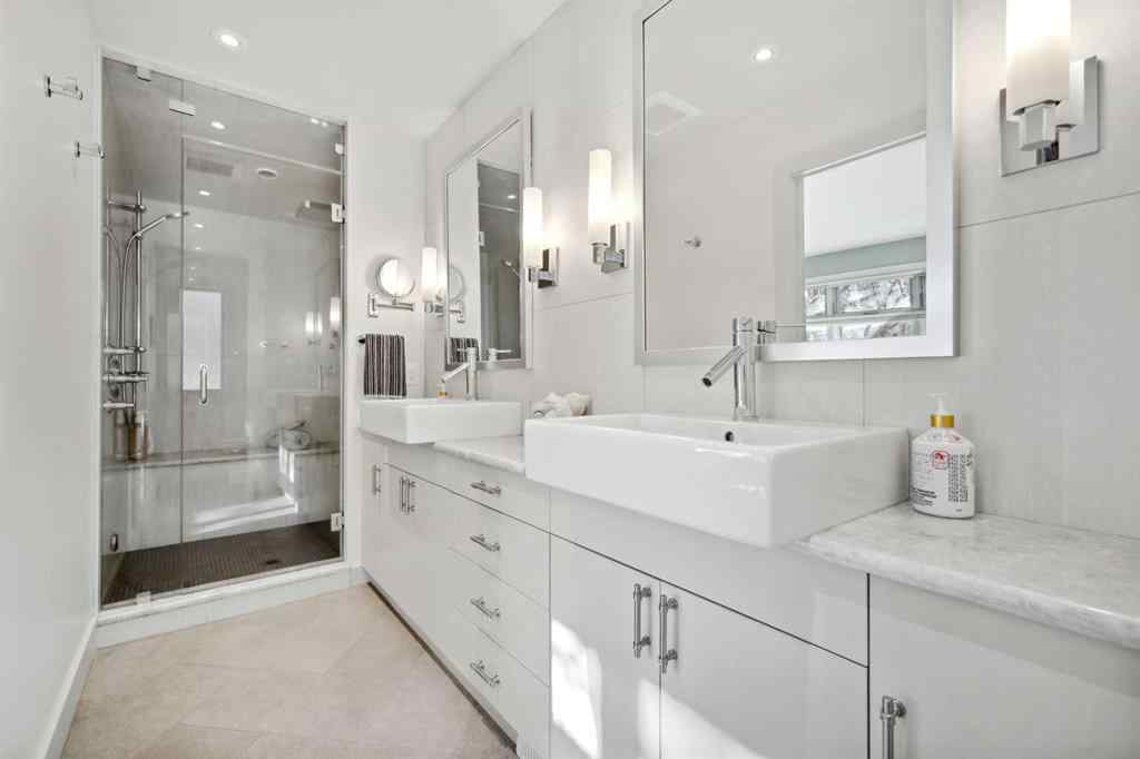 MLS® A2246775 - 127 Varsity Estates Grove NW in Varsity Calgary, Residential