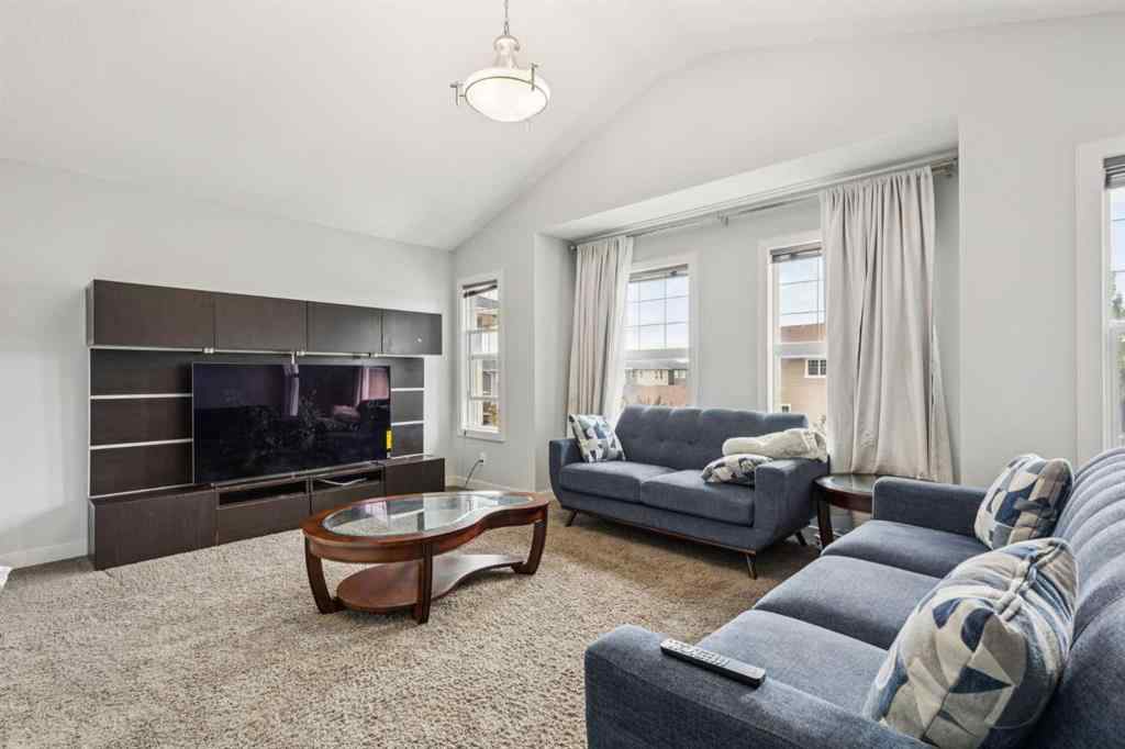 MLS® A2246779 - 325 Evanspark Gardens NW in Evanston Calgary, Residential