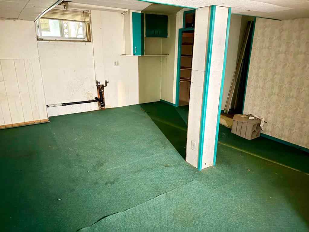 MLS® A2246786 - 160 SHERWOOD Drive  in Mountain View Hinton, Residential